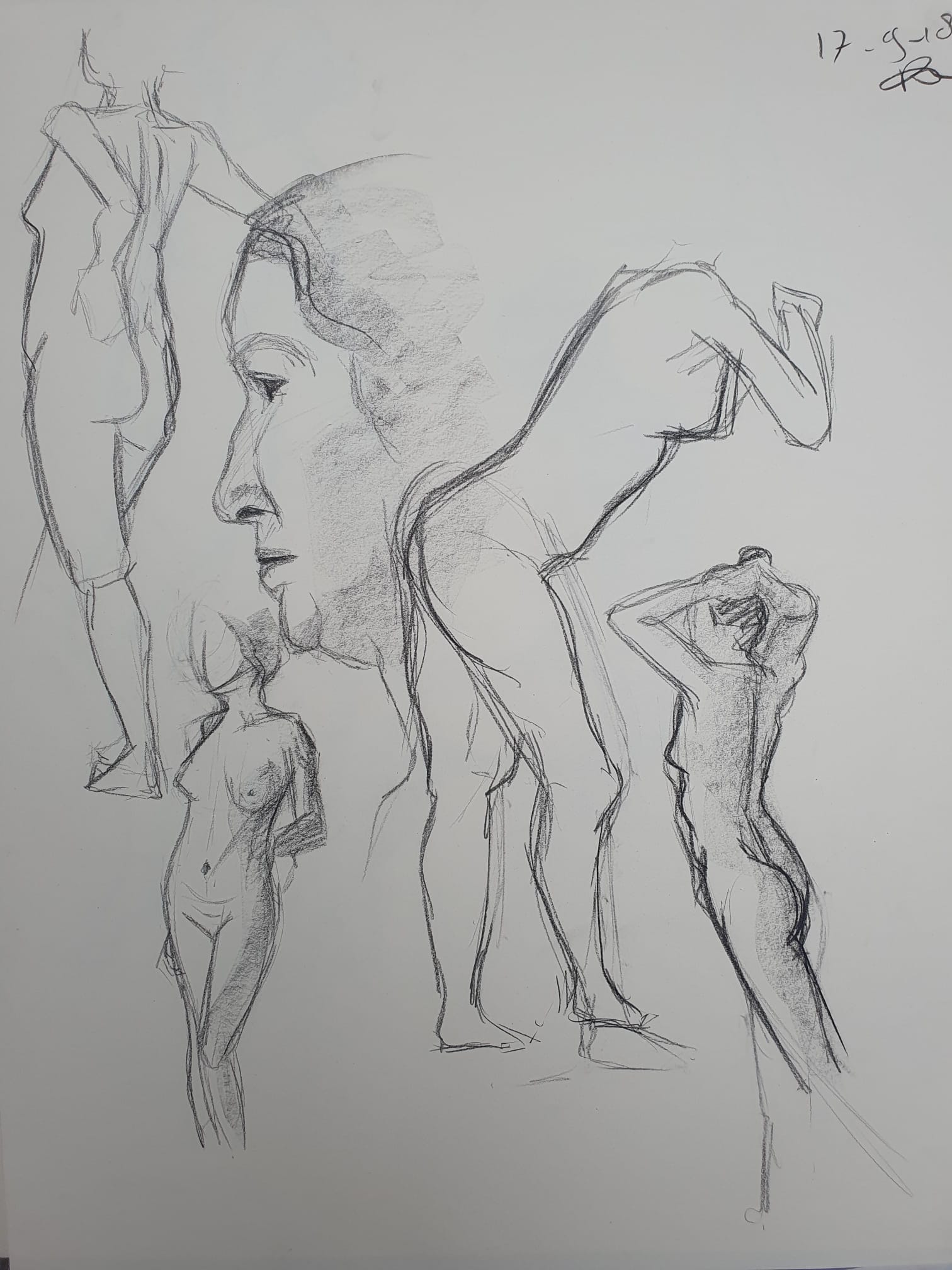 Modeldrawing charcoal on paper