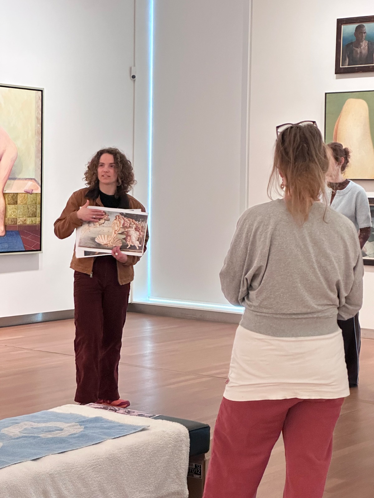 Workshop of the male nude in Museum MORE by Rachel Climo modeldrawing realism art