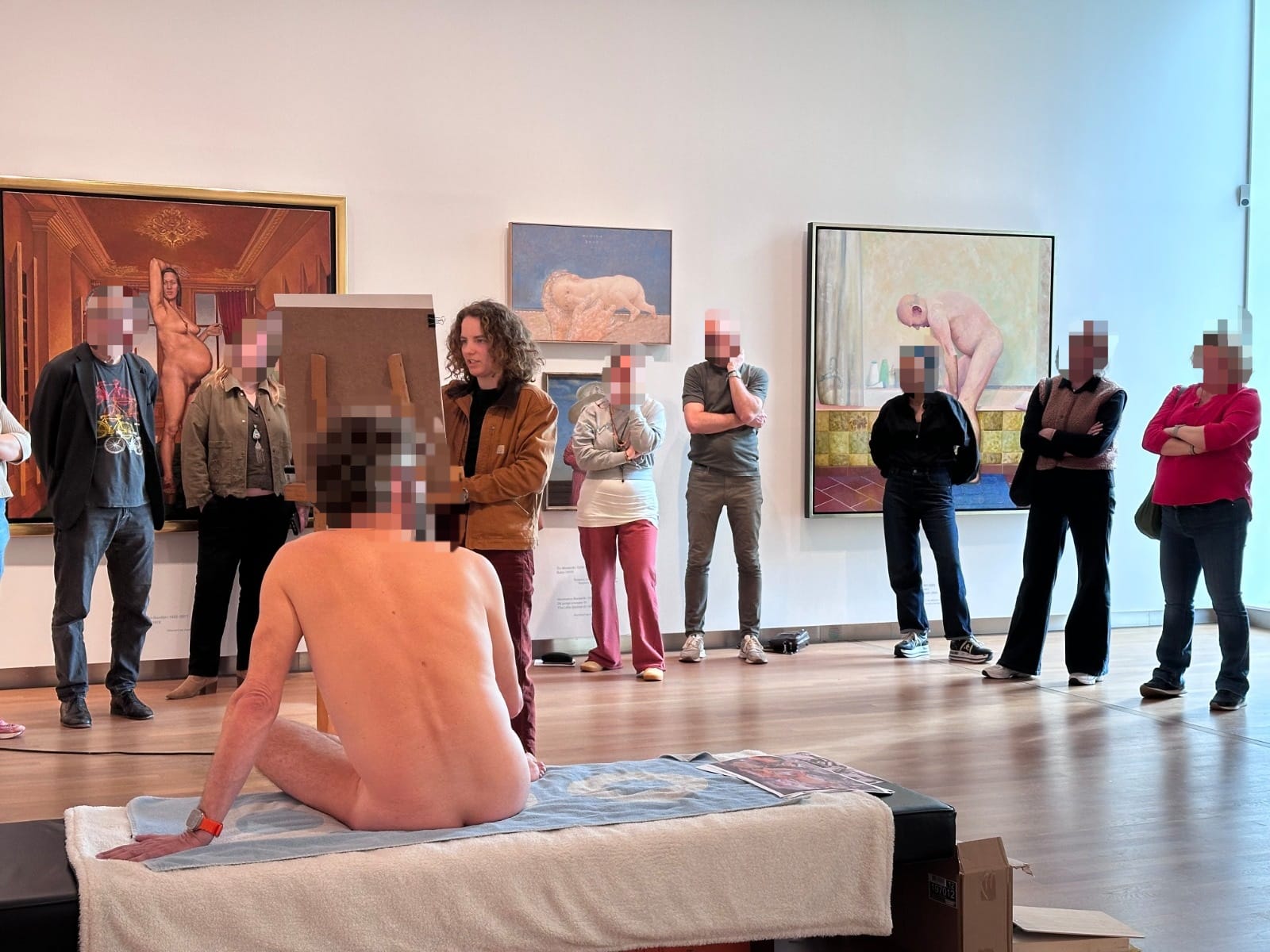Workshop of the male nude in Museum MORE by Rachel Climo modeldrawing realism art